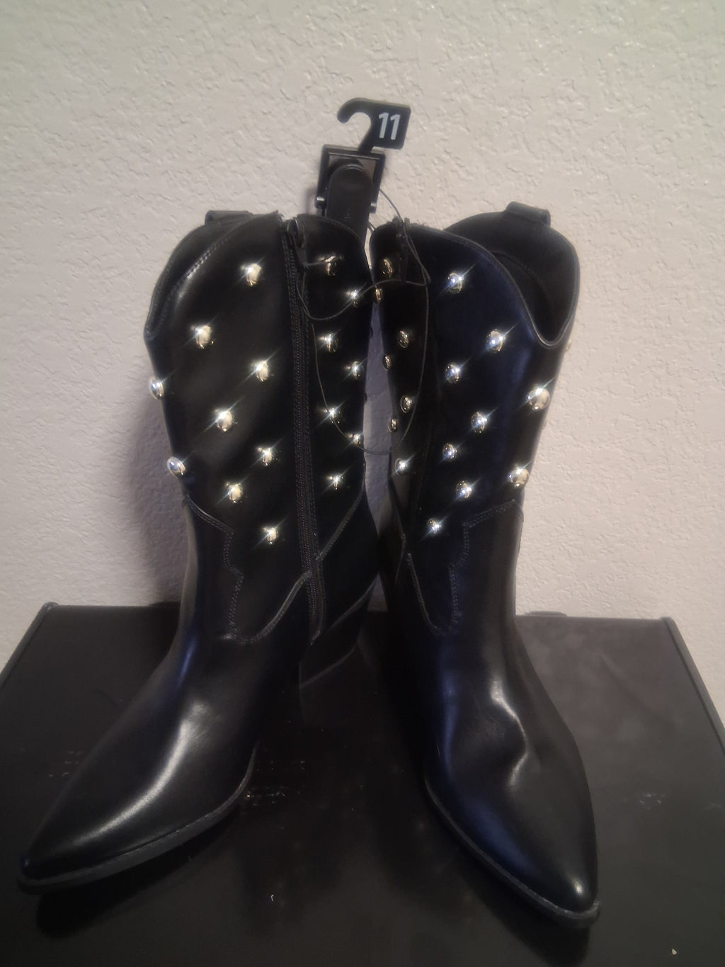 Women's boots