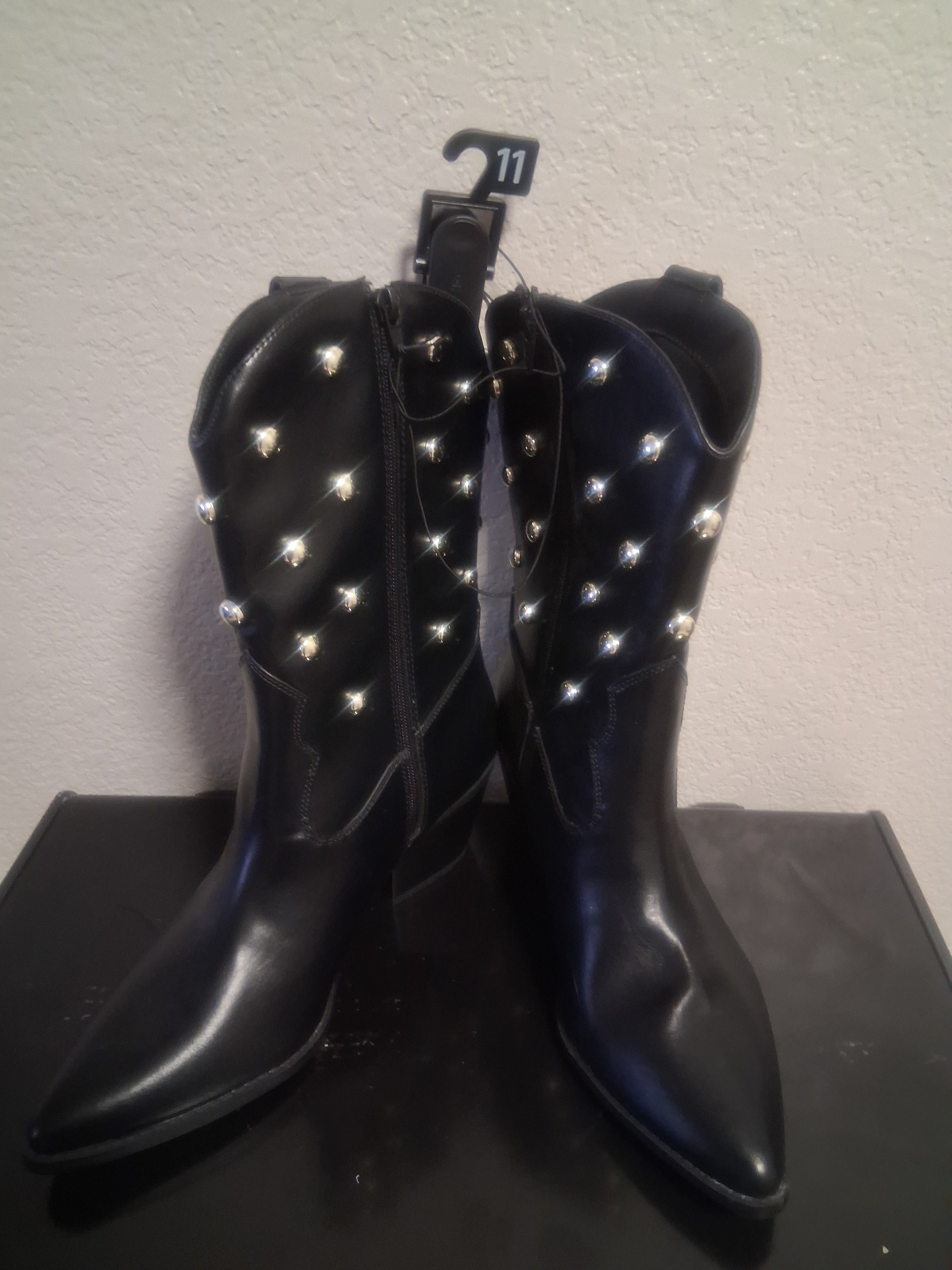Women's boots