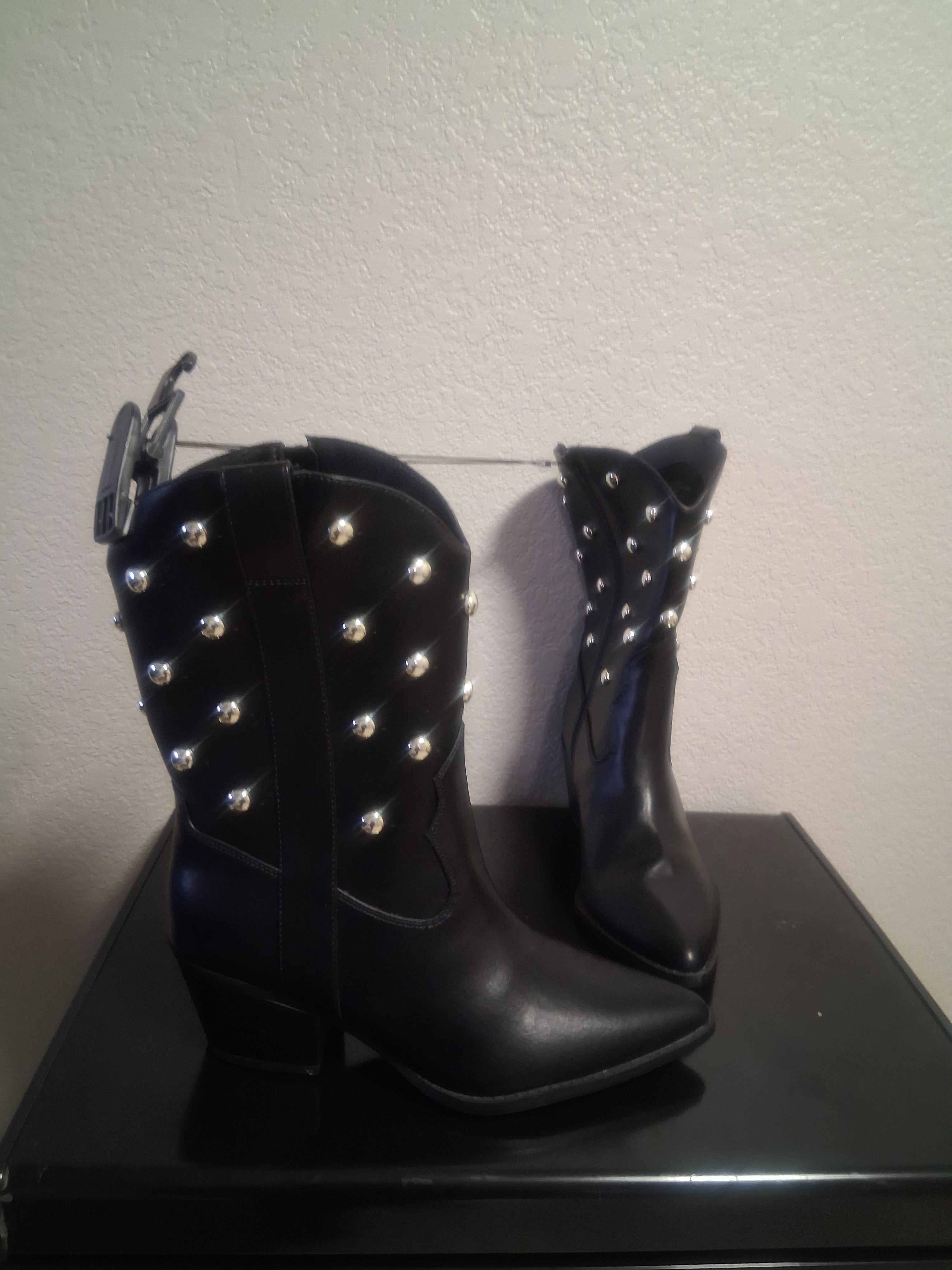 Women's boots