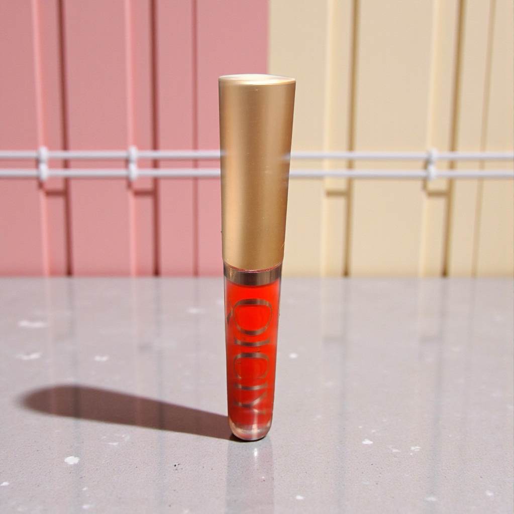 Liquid matte lipstick