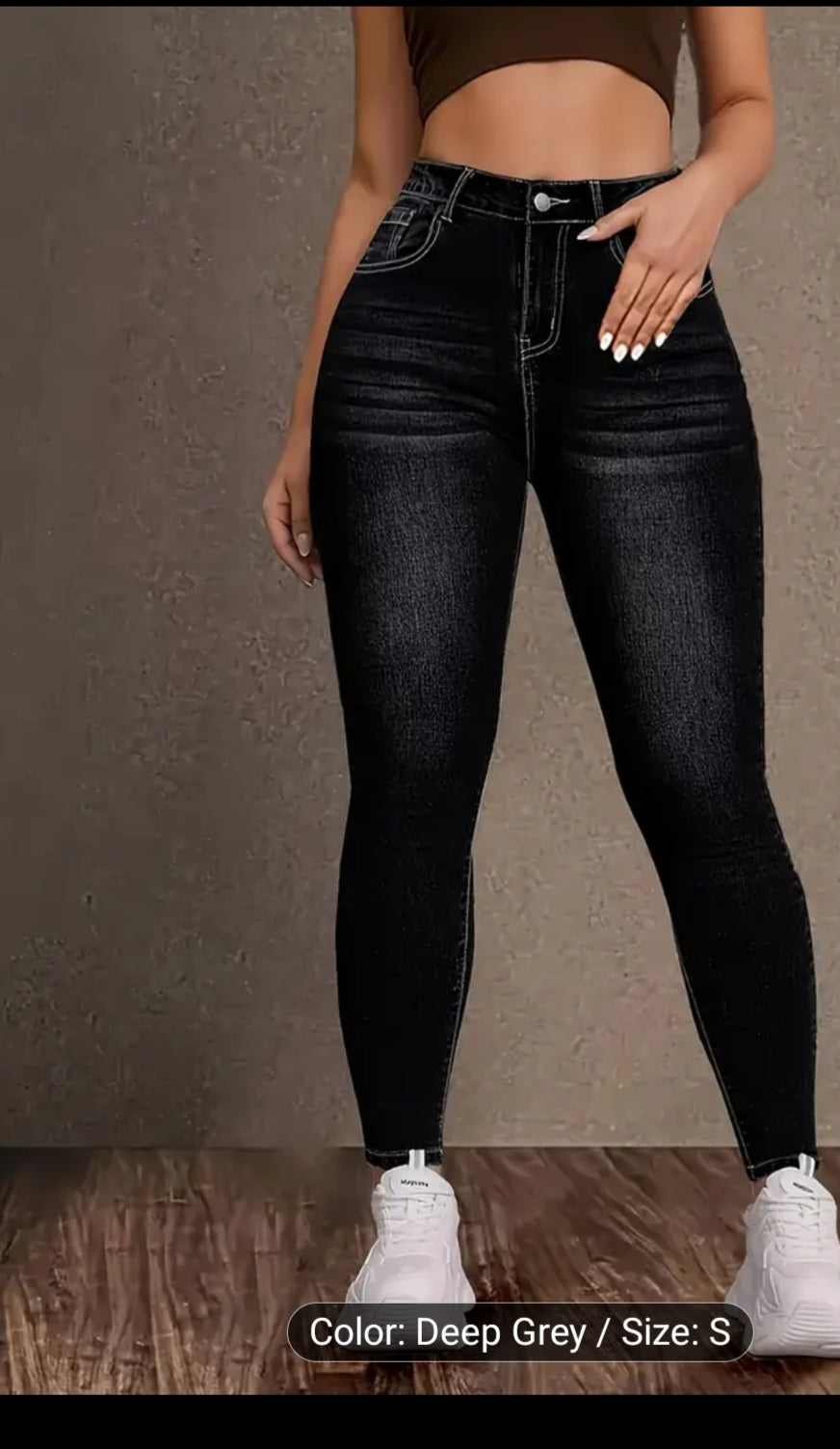skinny yet curvy denim pants