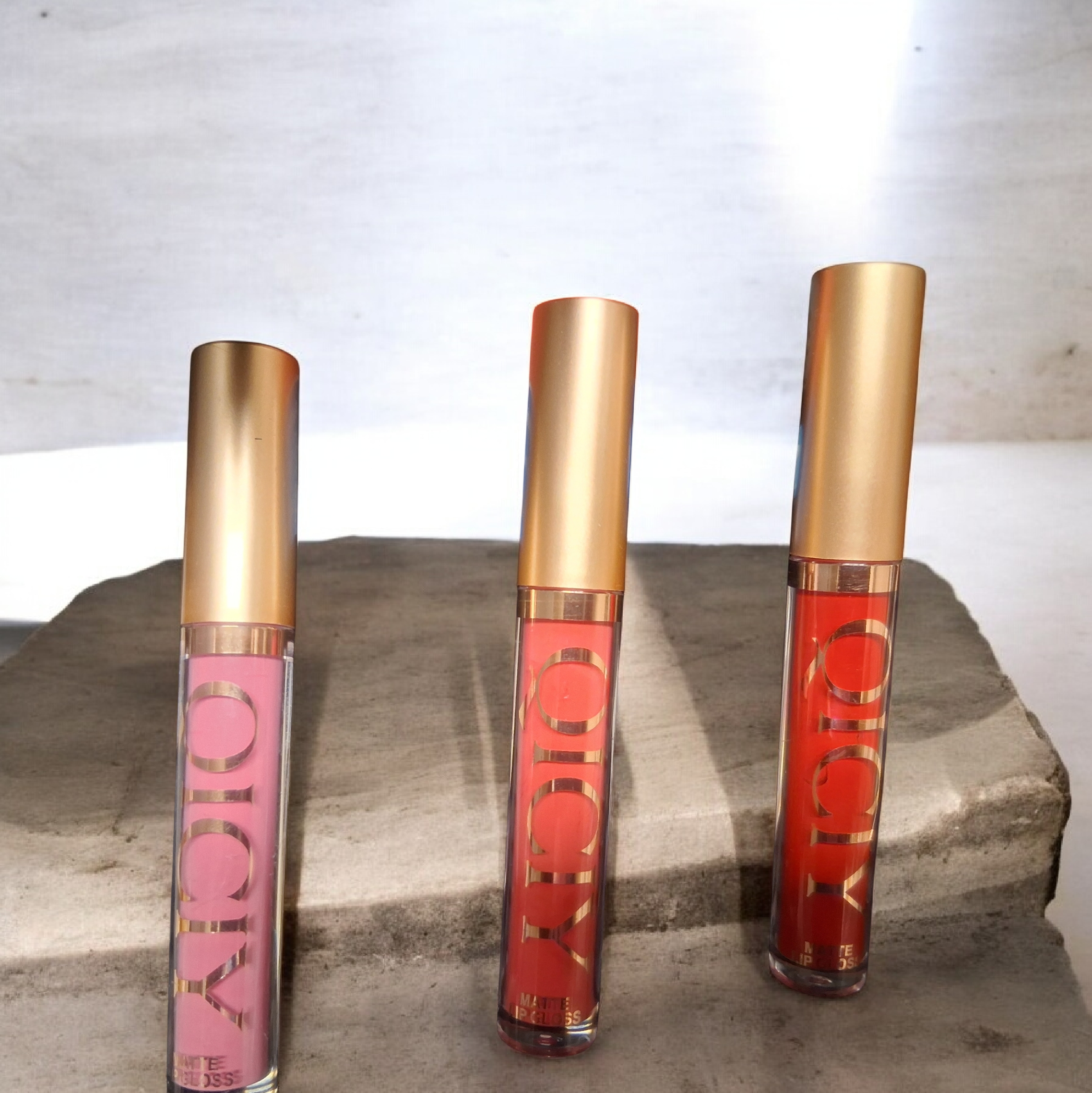 Liquid matte lipstick