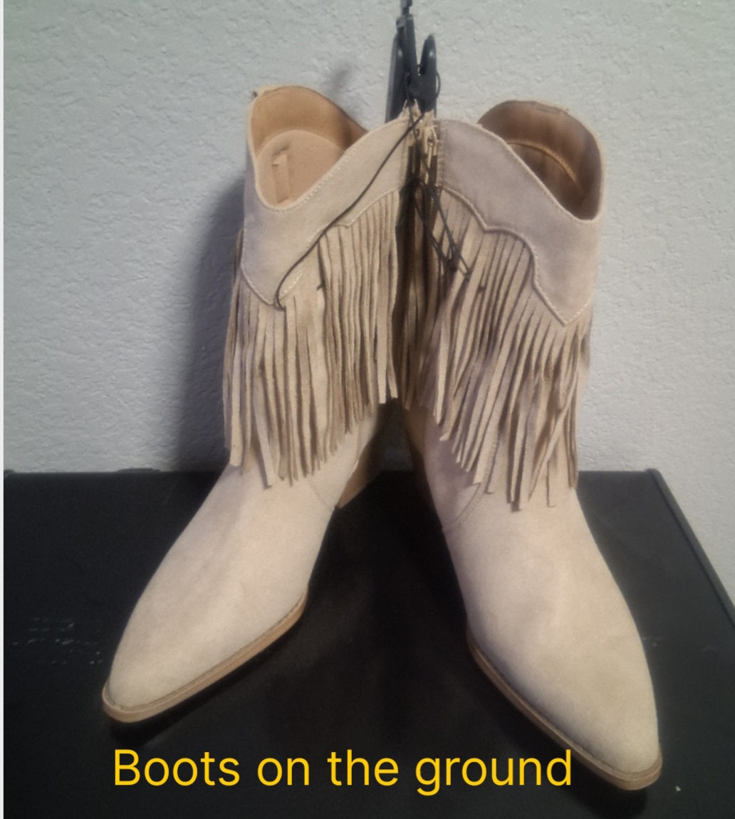 Women's cowgirl boots